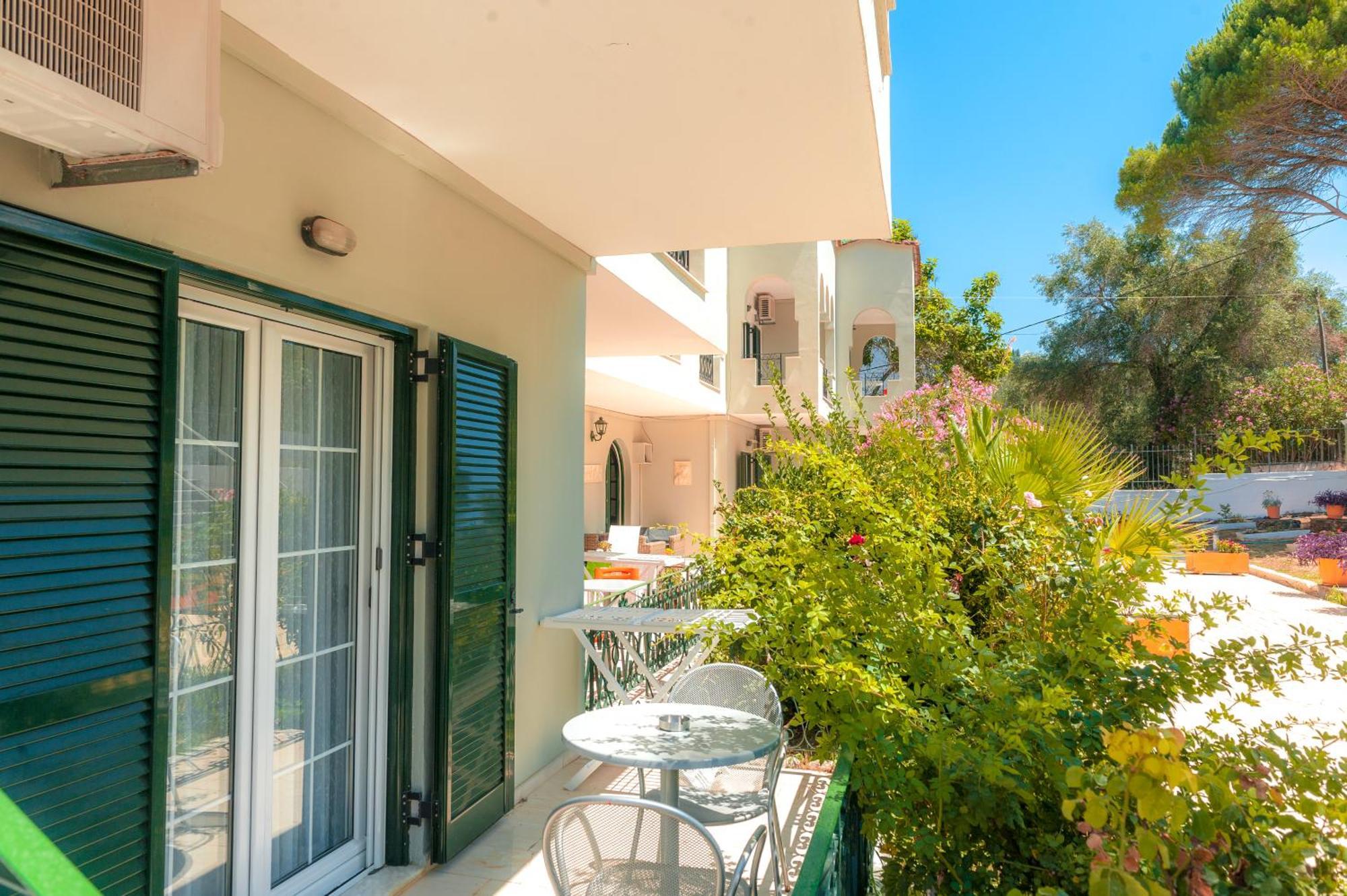 Vassilis Paradise Garden