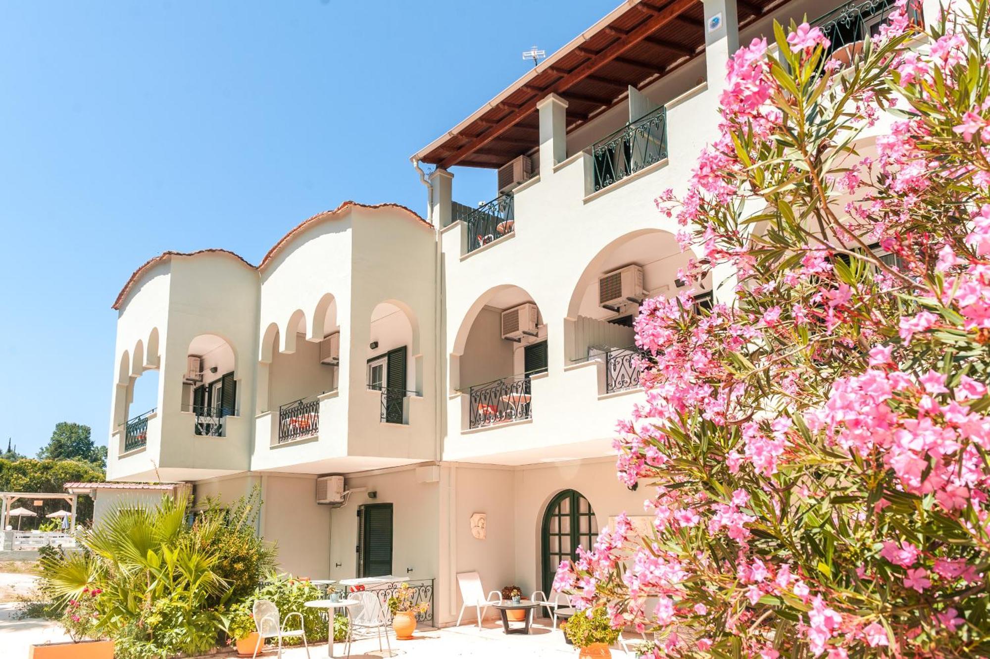 Vassilis Paradise Garden Agios Georgios Pagon