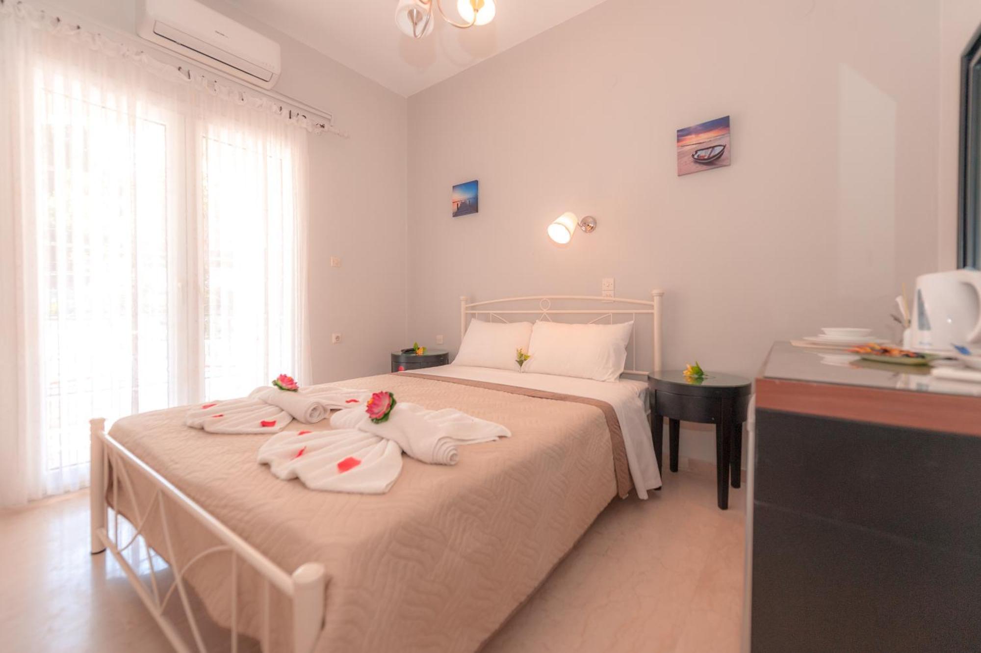 Vassilis Paradise Garden Hotel